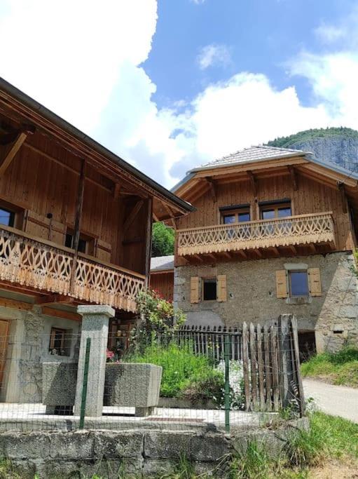 L'Echappee Belle En Montagne - Site Location-Chalet Mieussy Exterior photo